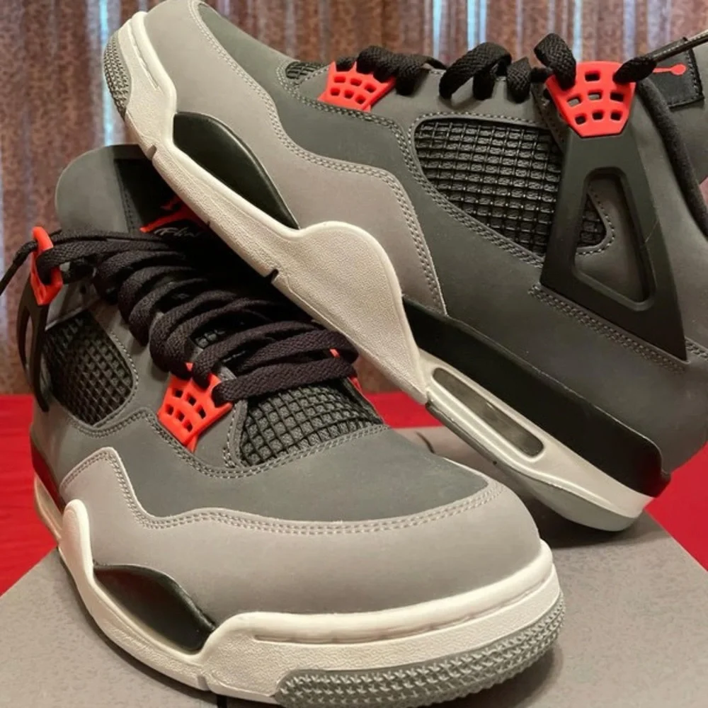 Air Jordan 4 retro